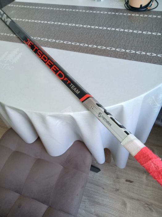 Хоккейная клюшка