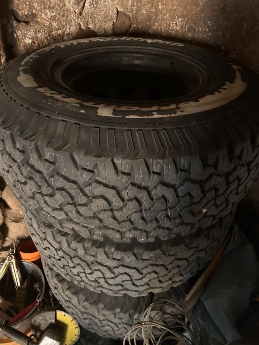 Гуми с джанти BFgoodrich 32