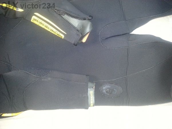 Продавам  неопрени от юбилейната серия на  BEUCHAT