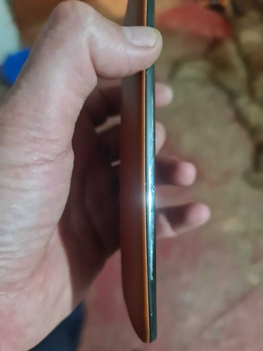 Lg G4 не включается