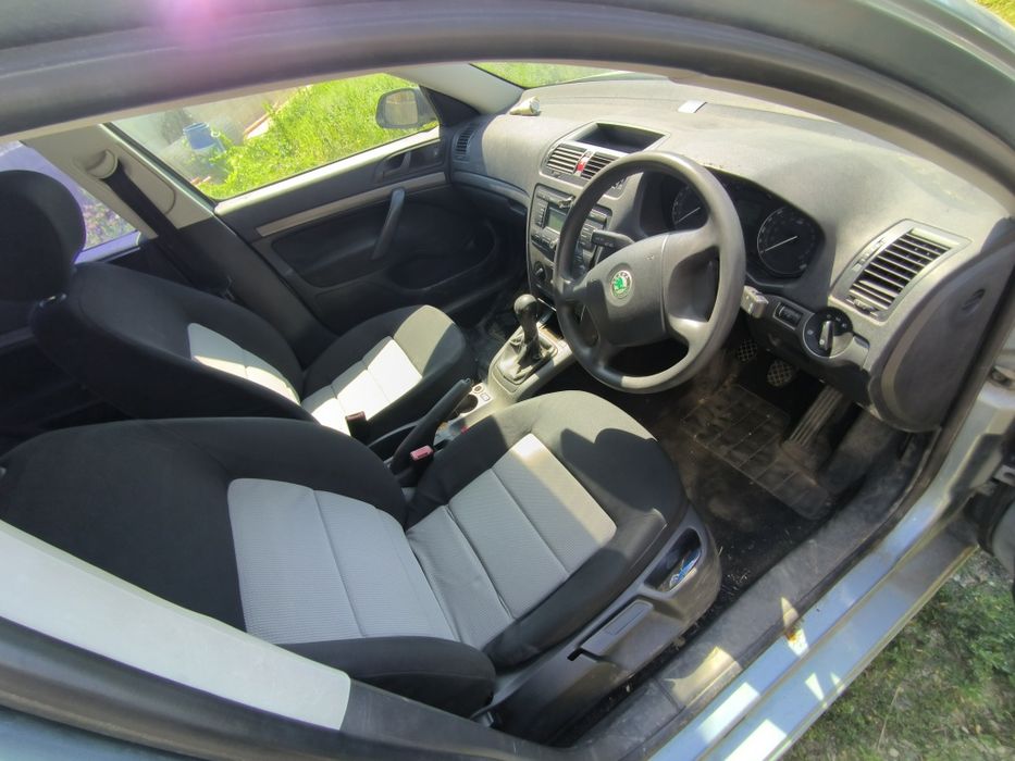 Dezmembrez Skoda Octavia 2