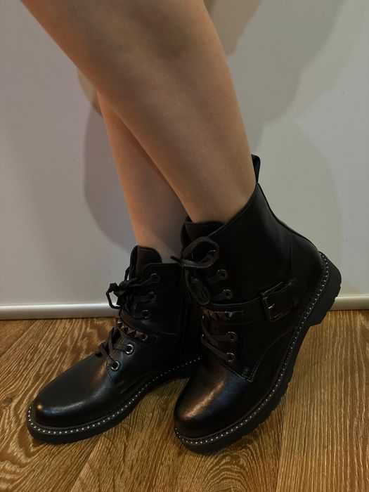 Осенние ботинки Юничел