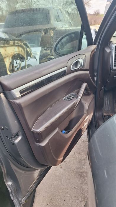 Porsche Cayenne 4.2 TDI V8 , 385 к.с.