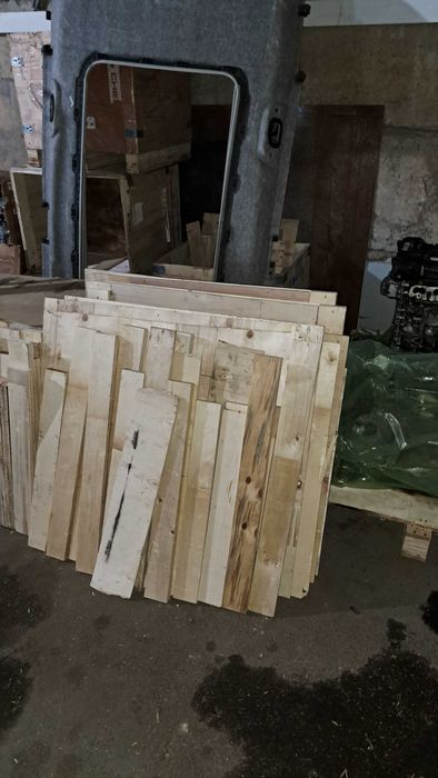 Продам поддоны 700тг