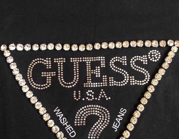 разпродажба на тениски Guess и Gaudi