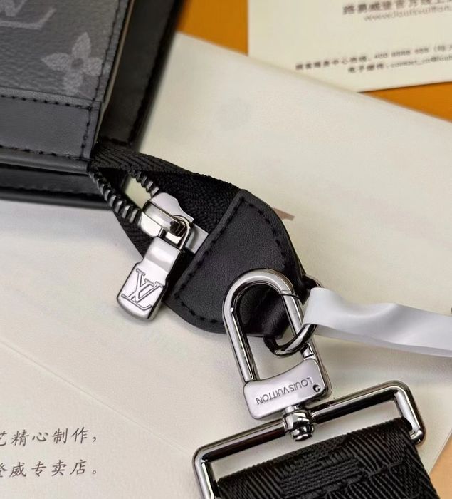 Чанта Luis Vuitton Gaston Wearable Wallet