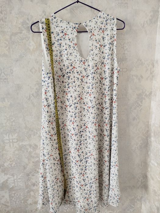Лёгкое платье фирмы ZARA