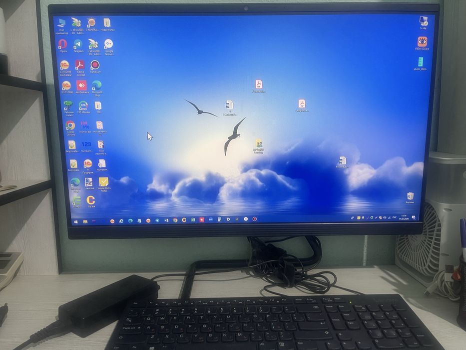 Продается мощный моноблок Lenovo (Состояние нового) — i7 / 16GB RAM