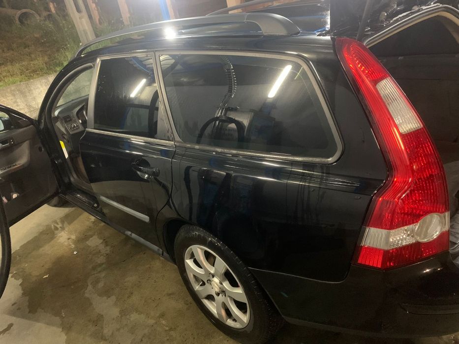 Volvo v 50 an 2006 sau schimb