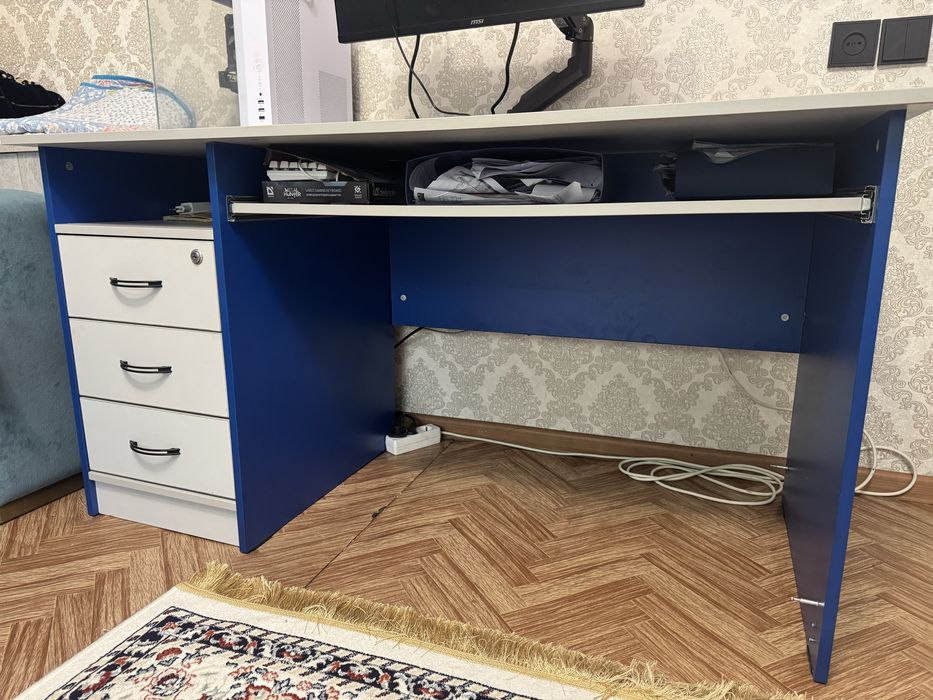 Комьютерный стол