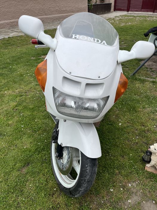 Honda CBR 1000F.