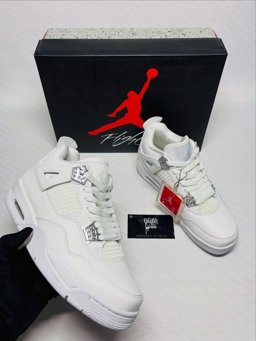 Jordan 4 Full White
