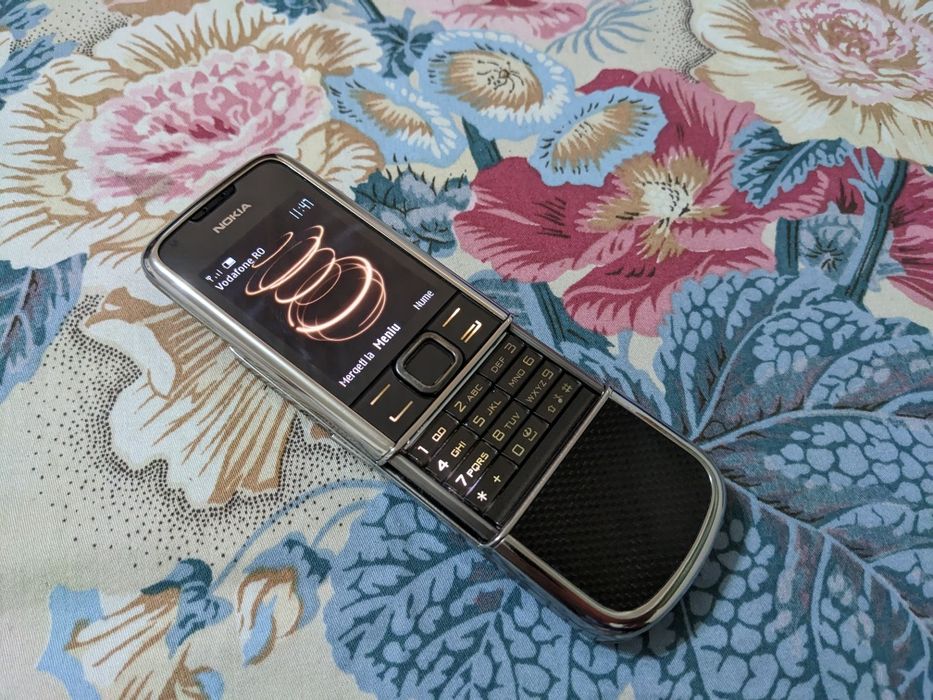 Nokia 8800 Arte Sapphire 1GB & Carbon 4GB