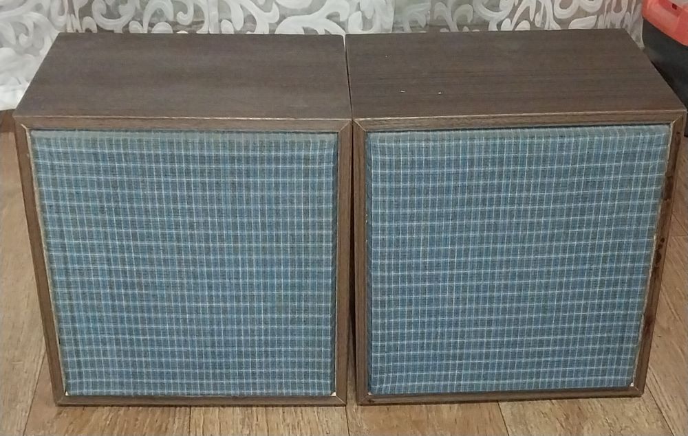 Продам колонки  10гдш