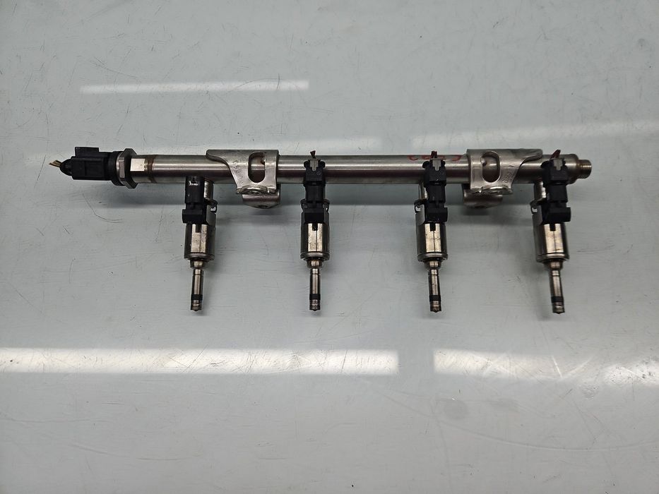 Rampa injectoare Seat Leon (5F1) [Fabr 2012-2018] 04E133320D 1.2 TSI C