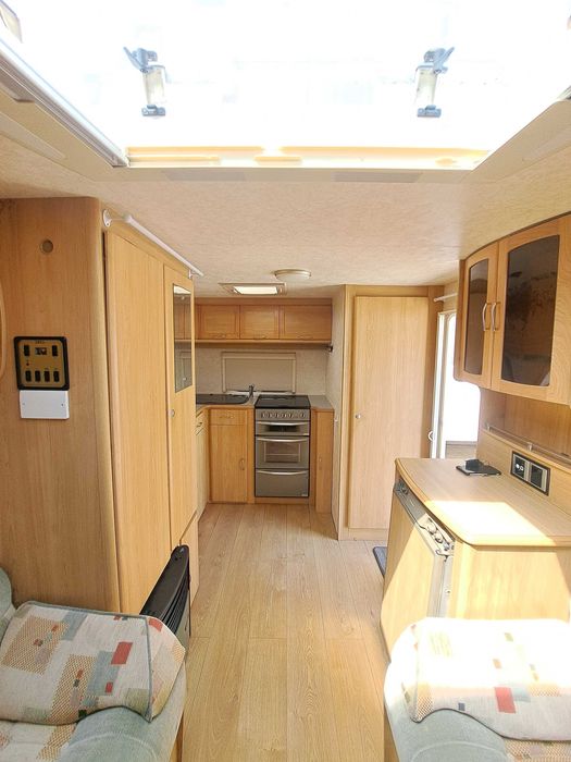 Rulotă  Lunar Stelar de vanzare 5500€