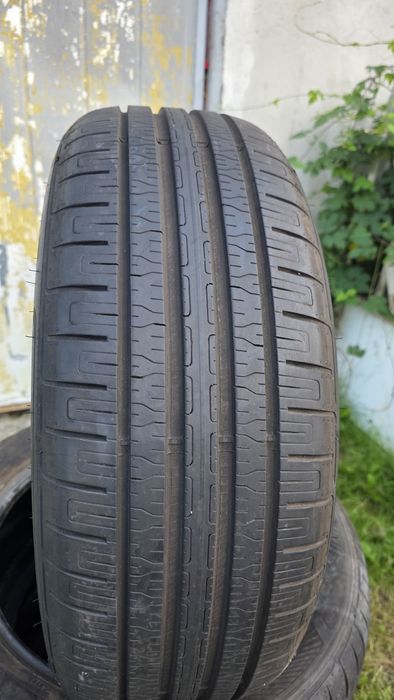 Vand 4 cauciucuri Goodyear 215 55 R18 de vara