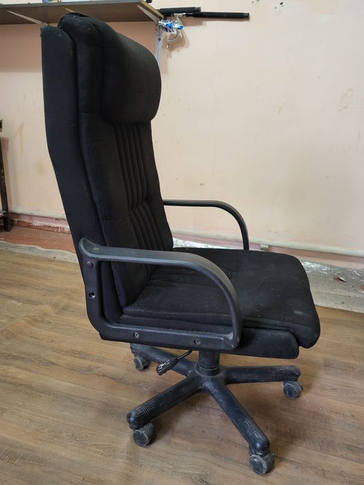 продам стол сатылады