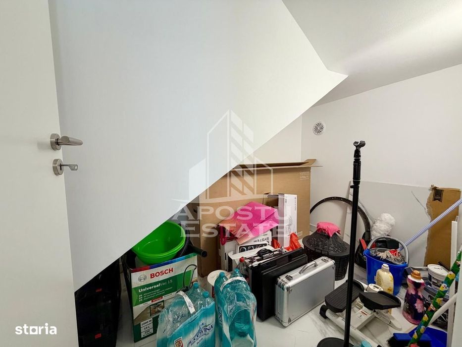 Casa individuala cu 4 camere de inchiriat, Bucovat, Remetea Mare