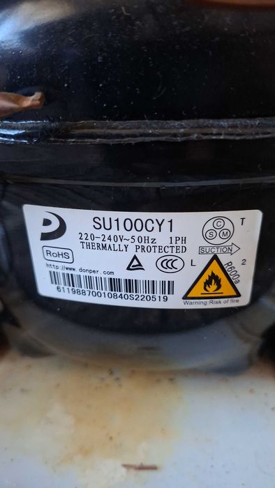 Хладилник с фризер Либхер за части