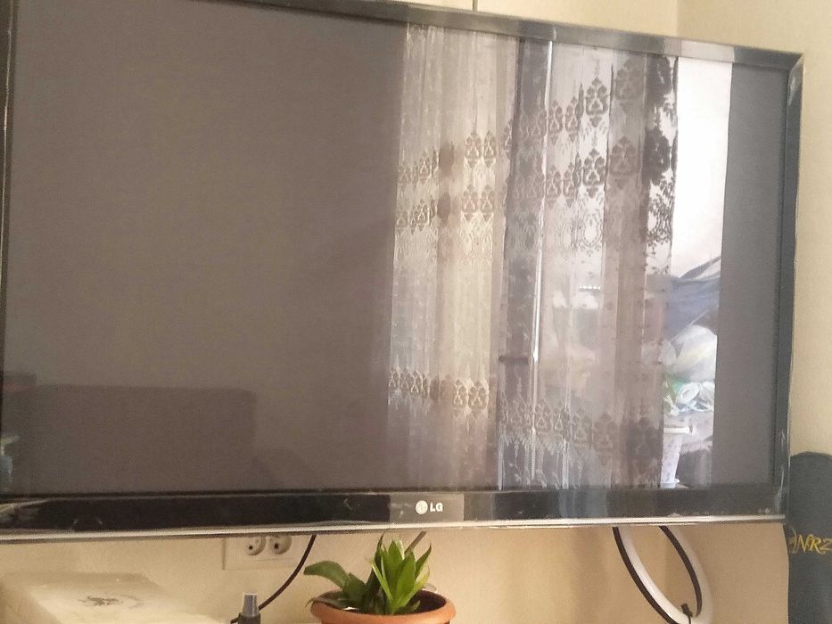 Продам   LG  телевизор