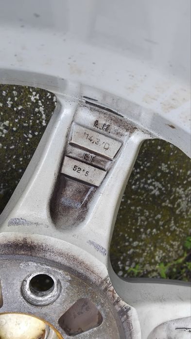 Оригинални джанти за мазда 16 ки