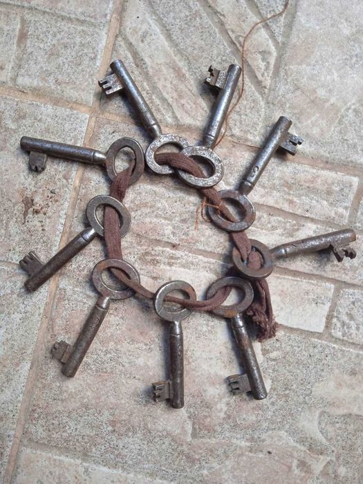 Стари ключове 9 броя
