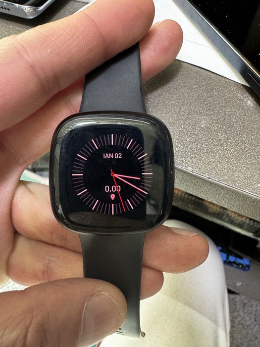 Fitbit Versa 3 +incarcator