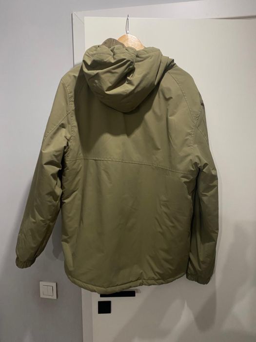 Продам куртку подростковую