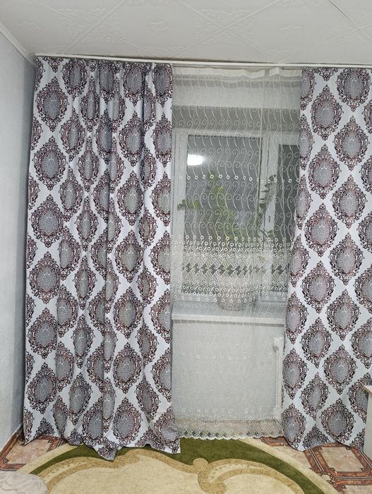 Сдается однокомнатная малогабаритная, квартира.Цена 80000 +комуслуги.