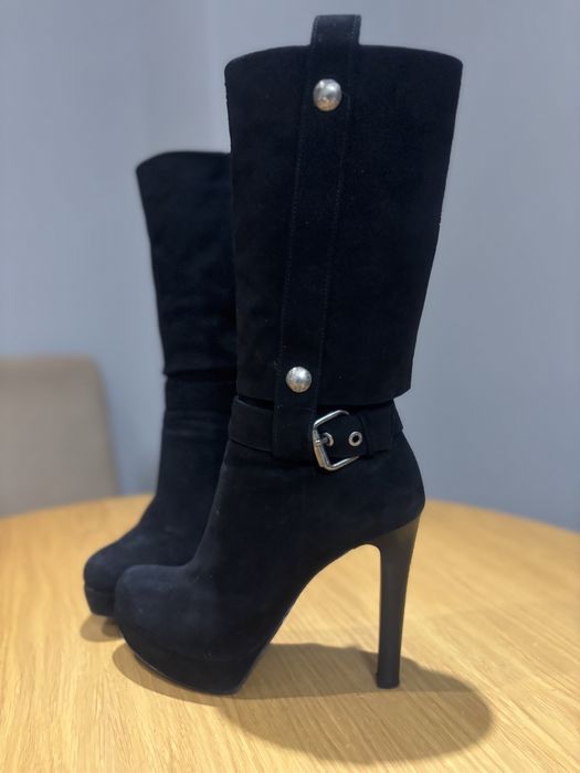 Велурени боти на платформа