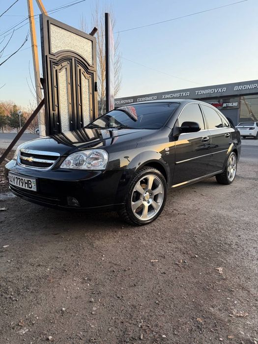 Срочно Lacetti 1.8 qora full