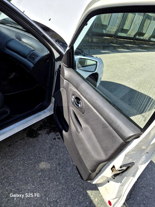 Se vinde Ford Mondeo.