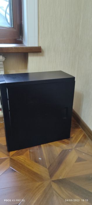 Kampiyuter va manitor va kalonkalar