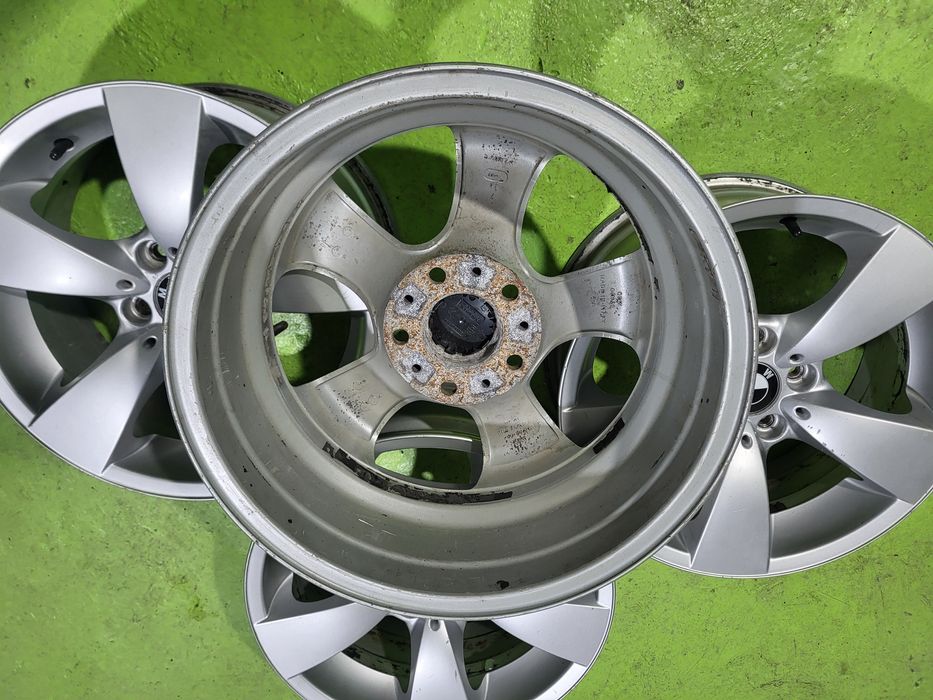 17 5x120 Bmw E60 E39 лети джанти 5х120 бмв