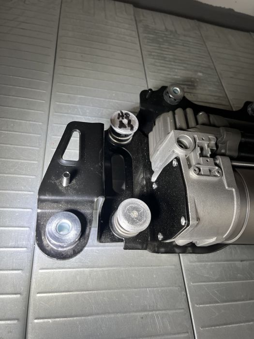 Compresor perne aer bmw mercedes audi vw bloc valve a6 a7 a8 e class