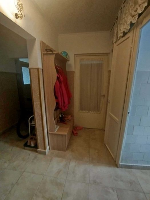 Apartament cu 3 camere