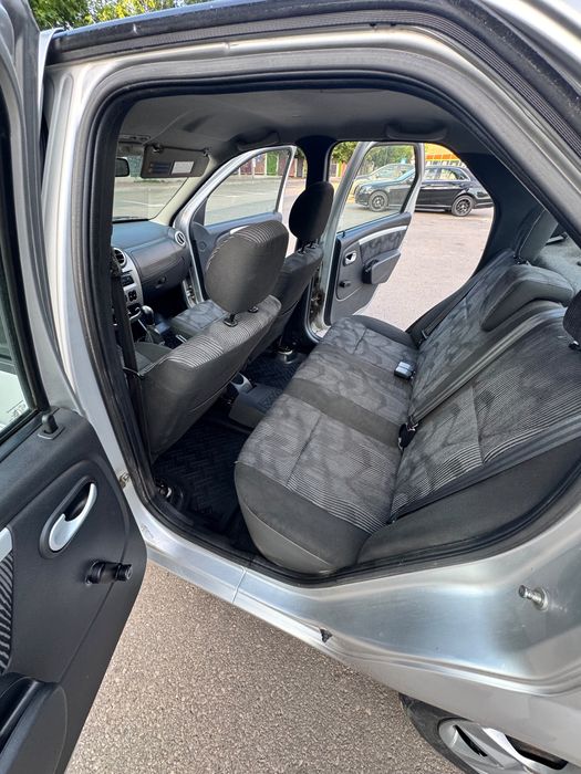 Vand Dacia Logan