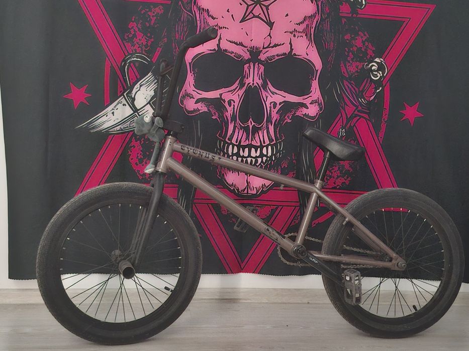 Продам БМХ BMX в хорошем состоянии