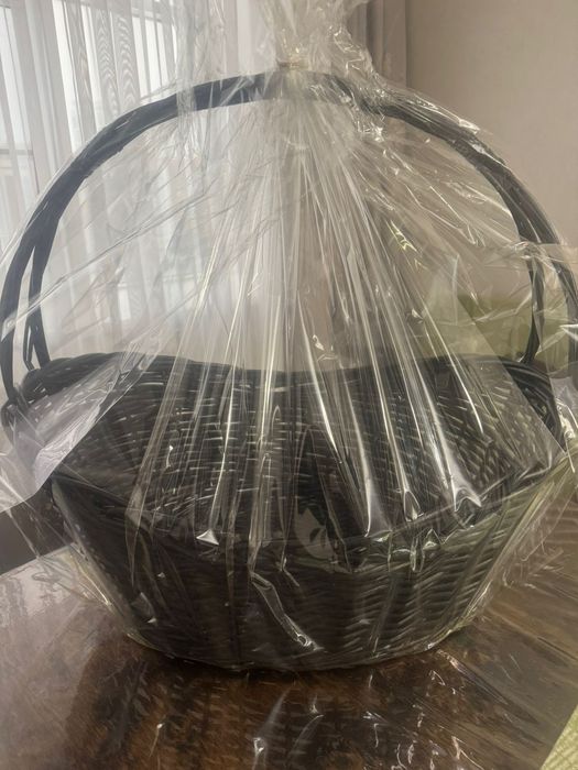 Корзина новая с обёрткой