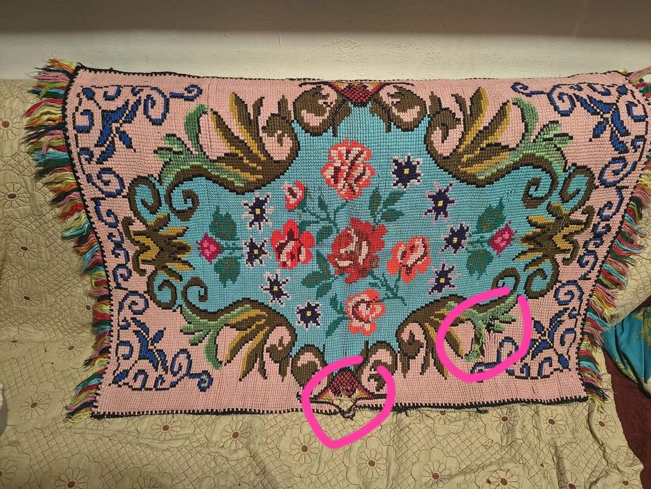 Carpete cusute manual cu defecte 50 lei