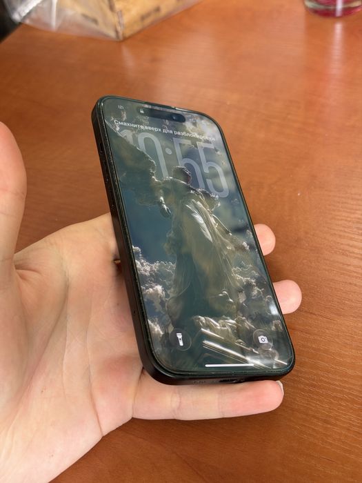 Продам iPhone 15 256gb