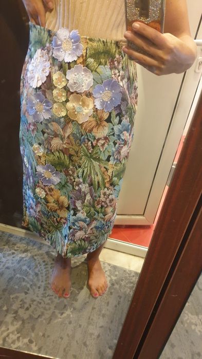 Дамска миди пола