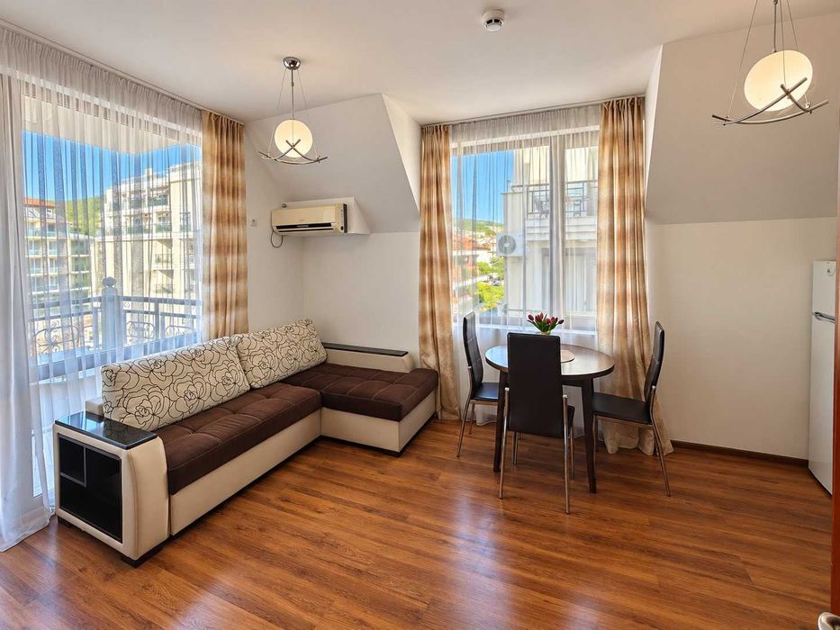 Продава се Двустаен апартамент в Свети Влас - 54 кв.м за 1500 €/кв.м - Снимка #3