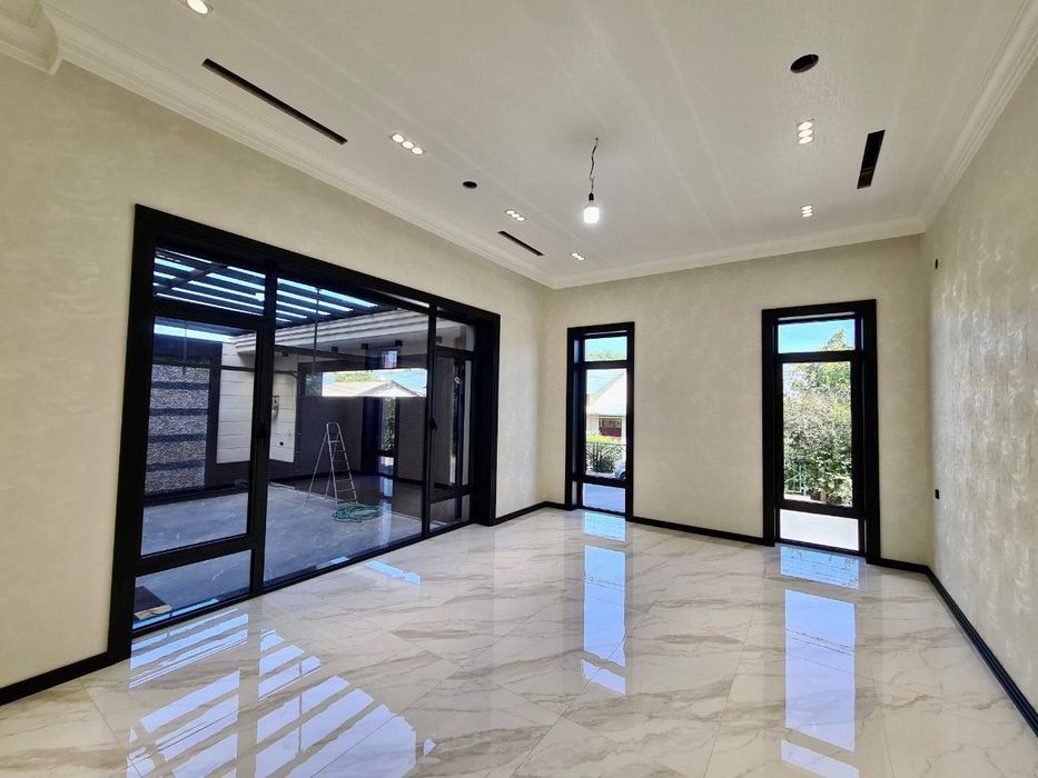 Продается очень Шикарный Дом самом центре города