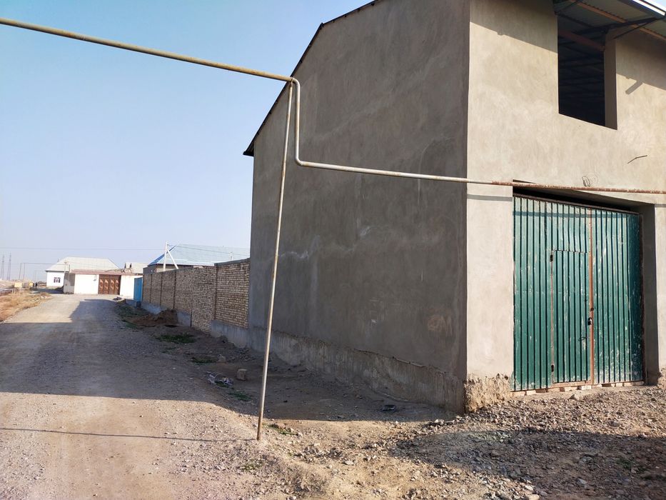 Карши Шахар янги курилган ховли тезда  сотилади