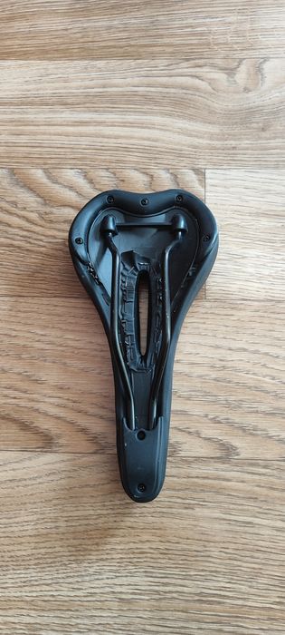 Продам спортивное сиденье для велосипеда