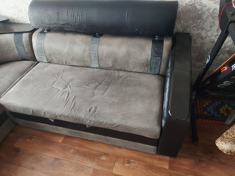 Диаан для гостиной