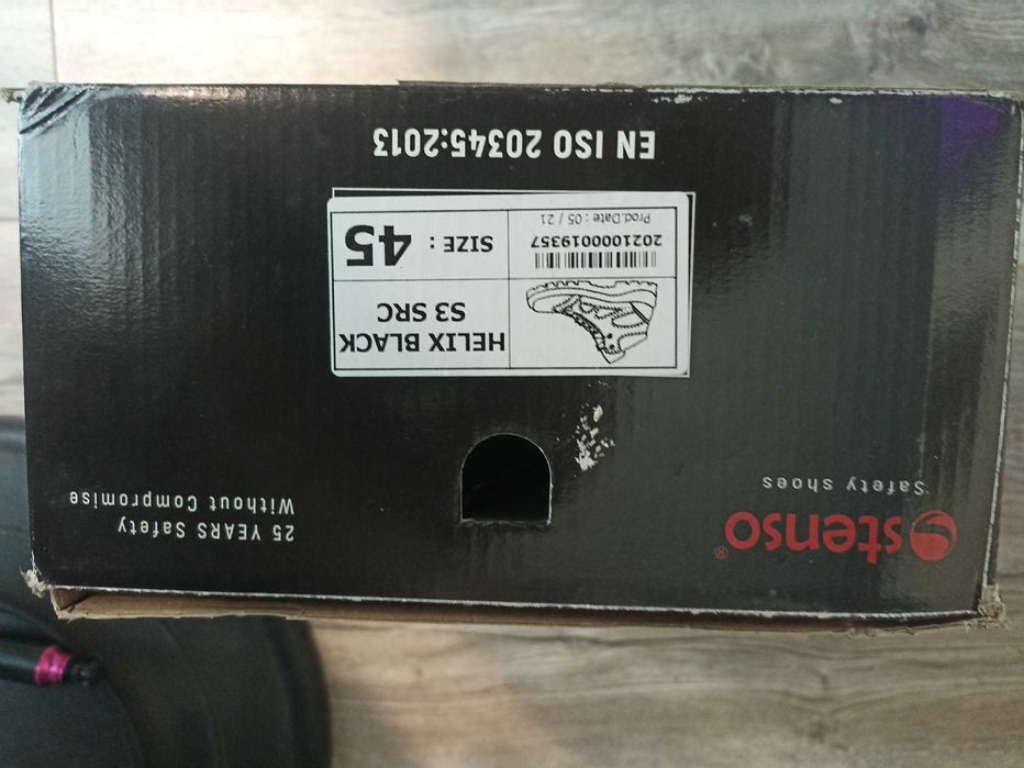 Работни обувки (safety shoes) Stenso Helix S3 SRC