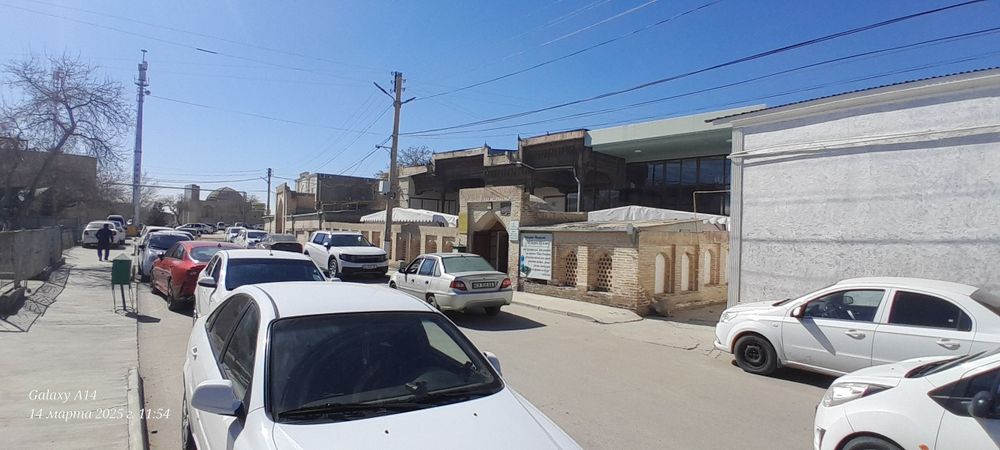 Eski shahar hovli sotiladi TEZDA NARXI KELISHILADI
